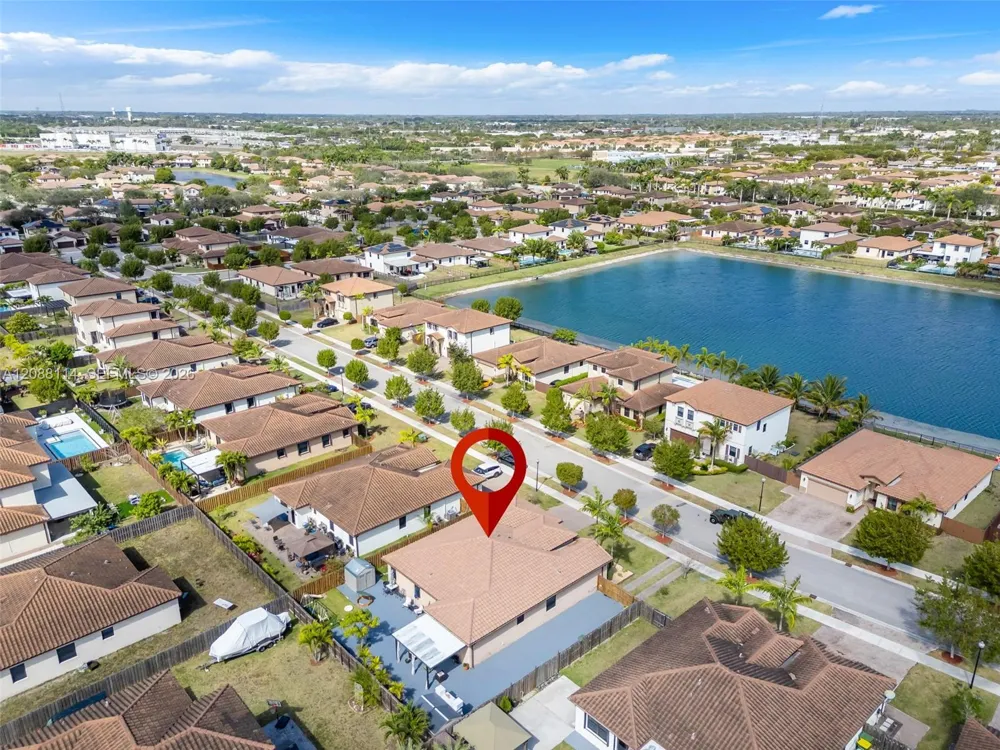 2484 SE 2nd St Homestead, FL 33033