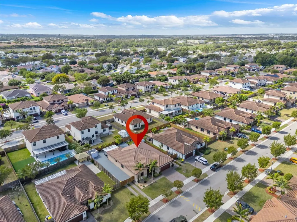 2484 SE 2nd St Homestead, FL 33033