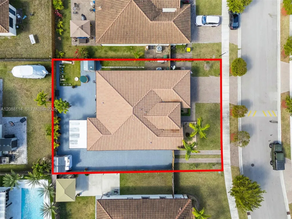 2484 SE 2nd St Homestead, FL 33033