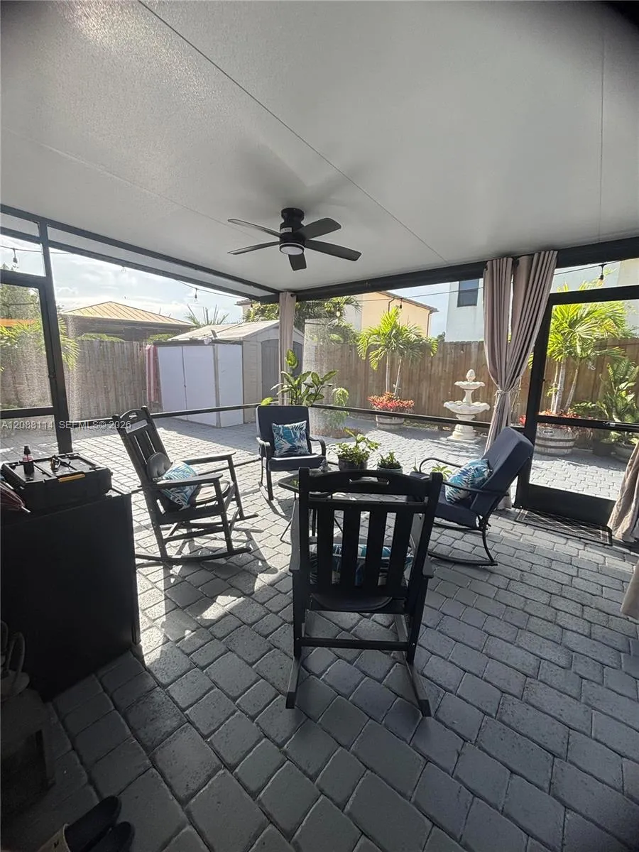 2484 SE 2nd St Homestead, FL 33033