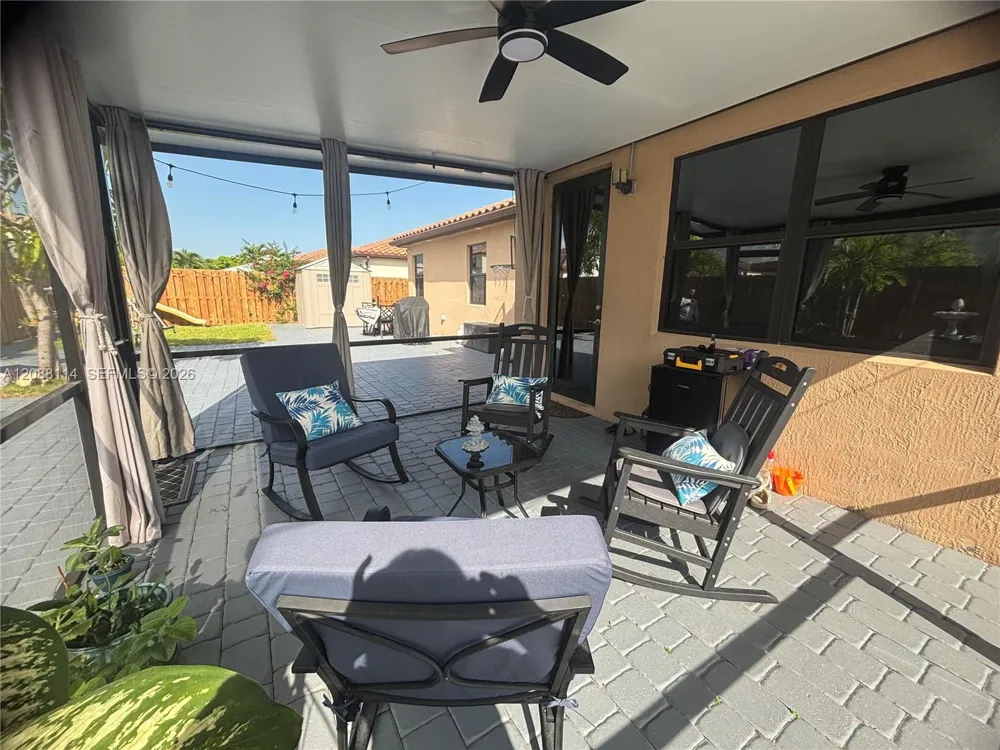 2484 SE 2nd St Homestead, FL 33033