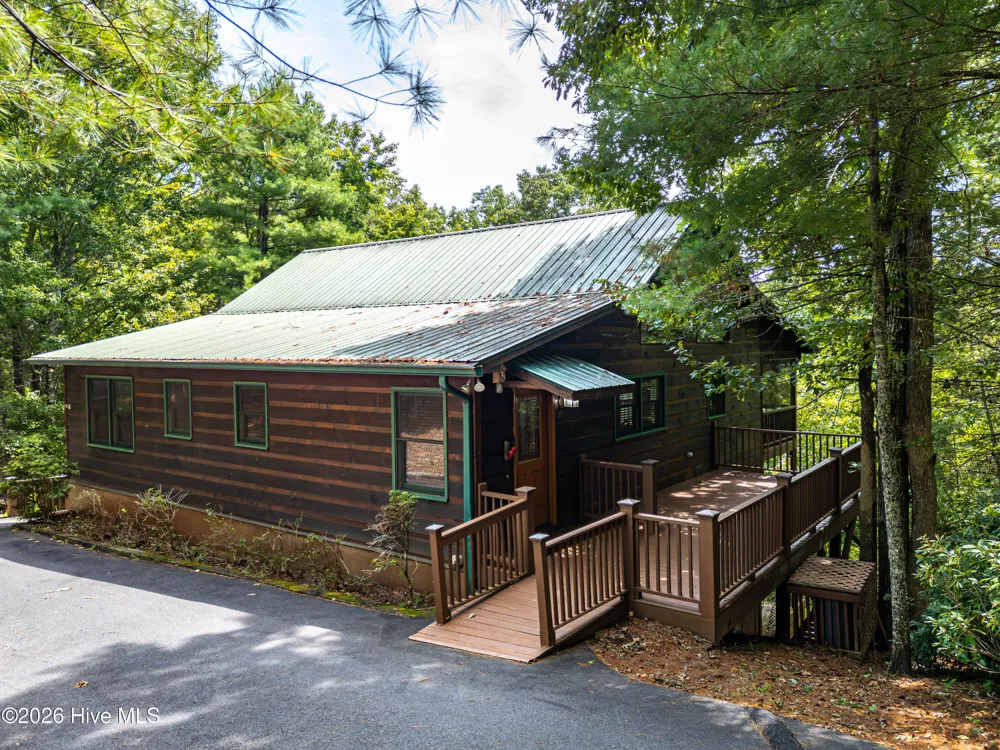 635 Brasstown View Road Murphy, NC 28906