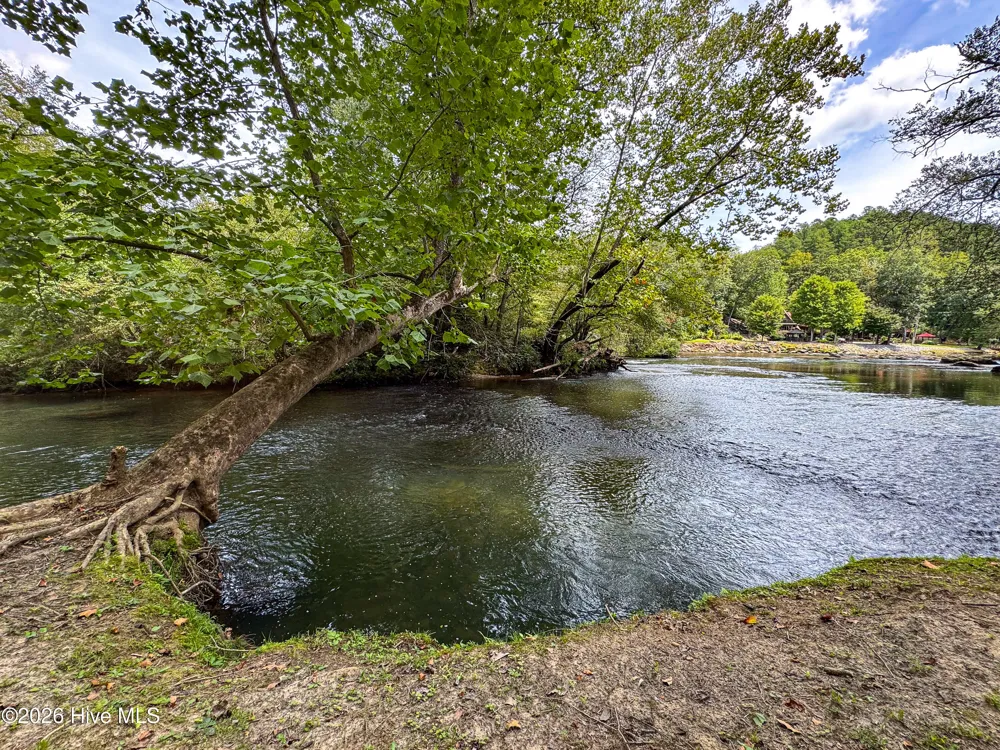 635 Brasstown View Road Murphy, NC 28906