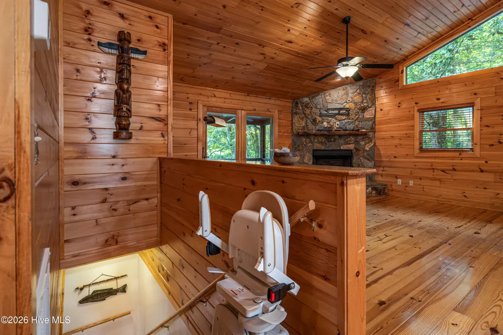 635 Brasstown View Road Murphy, NC 28906