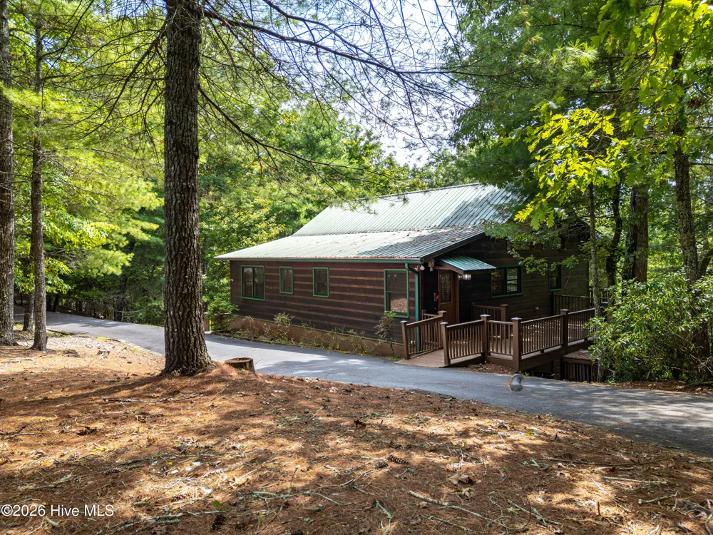 635 Brasstown View Road Murphy, NC 28906