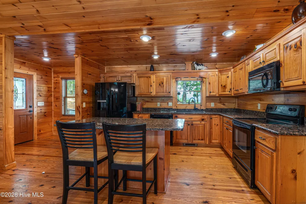 635 Brasstown View Road Murphy, NC 28906
