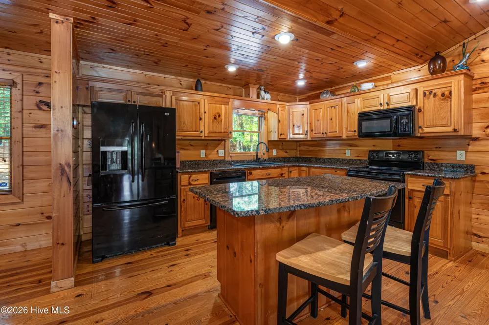 635 Brasstown View Road Murphy, NC 28906