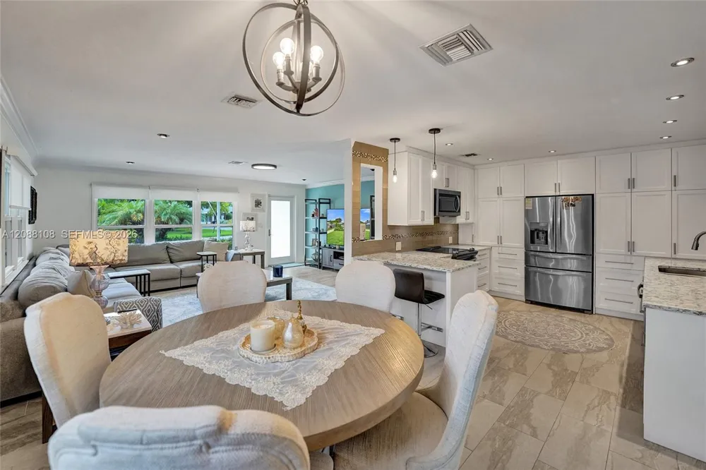 418 NW 20th St Wilton Manors, FL 33311