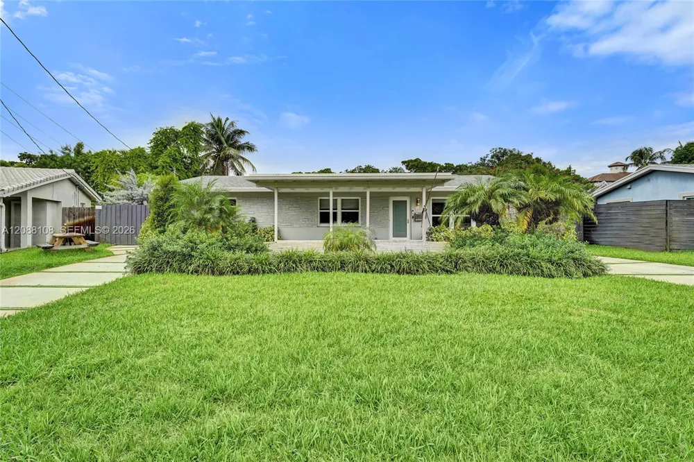 418 NW 20th St Wilton Manors, FL 33311