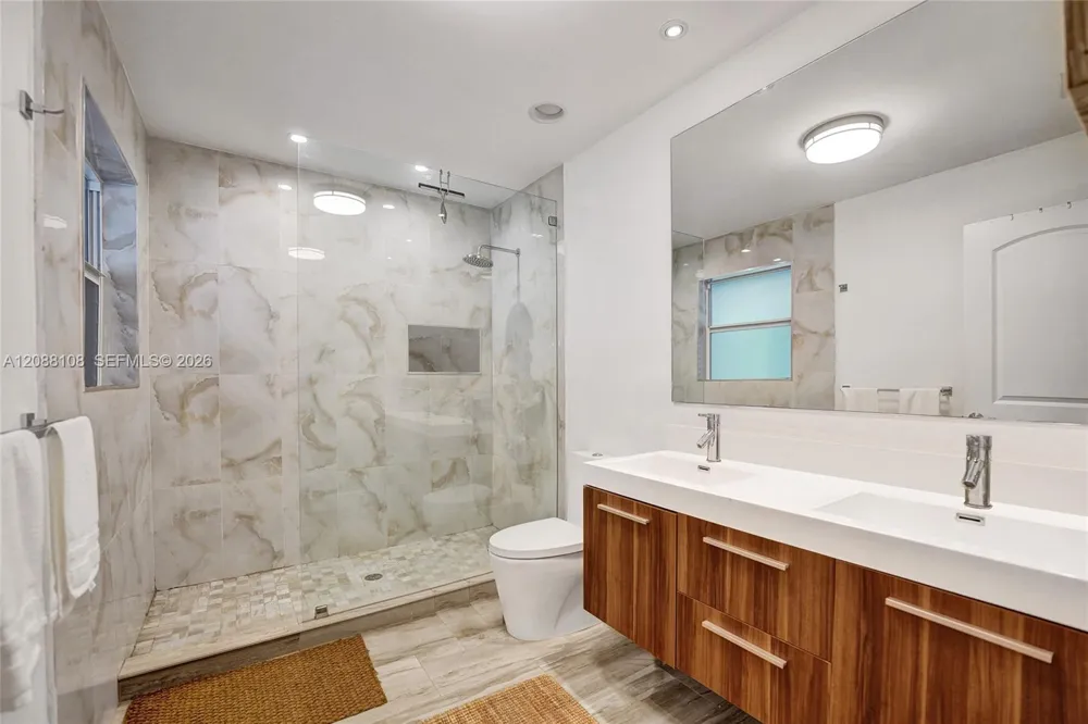 418 NW 20th St Wilton Manors, FL 33311