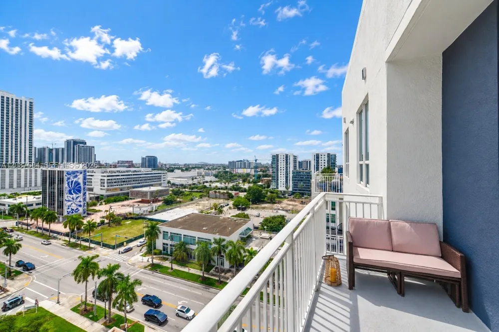 2275 Biscayne Blvd #PH206 Miami, FL 33137