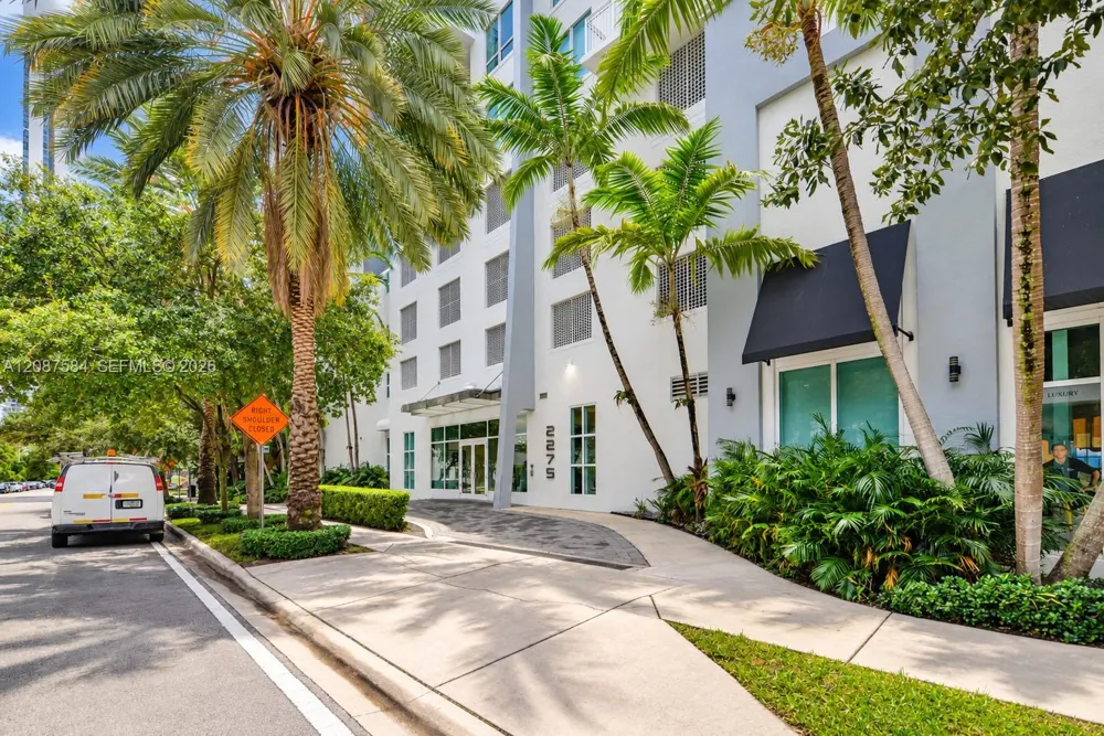 2275 Biscayne Blvd #PH206 Miami, FL 33137
