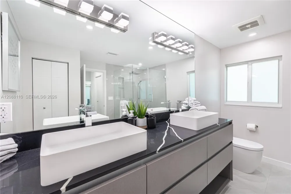 1575 Osprey Ave Naples, FL 34102