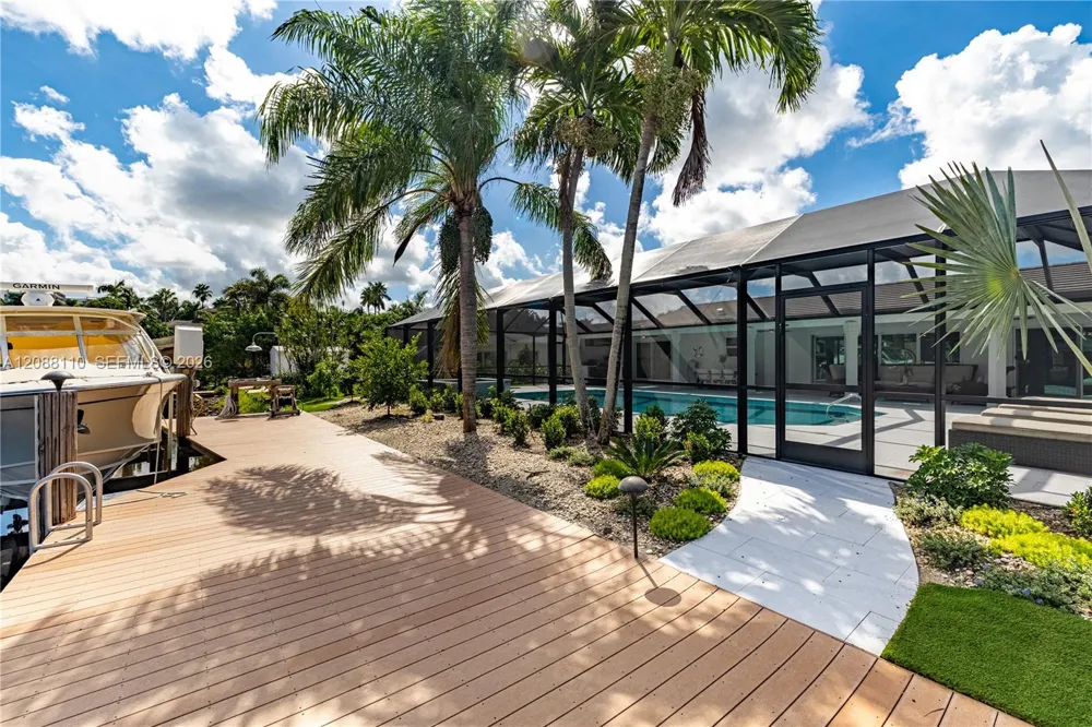1575 Osprey Ave Naples, FL 34102