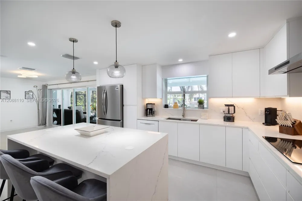 1575 Osprey Ave Naples, FL 34102
