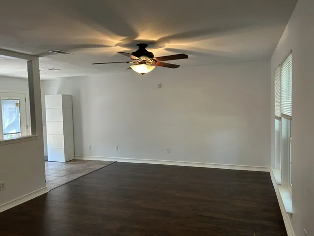 1015 E Yager Lane #129 Austin, TX 78753