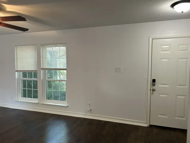 1015 E Yager Lane #129 Austin, TX 78753