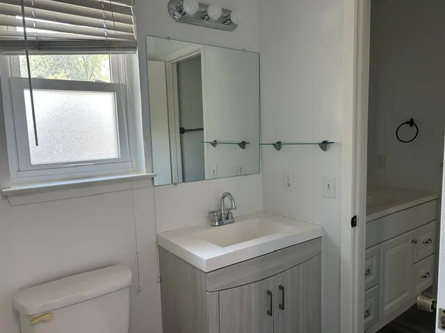 1015 E Yager Lane #129 Austin, TX 78753