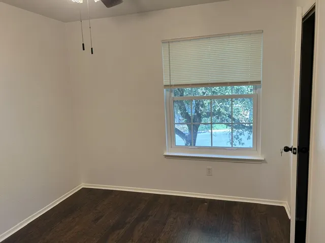 1015 E Yager Lane #129 Austin, TX 78753