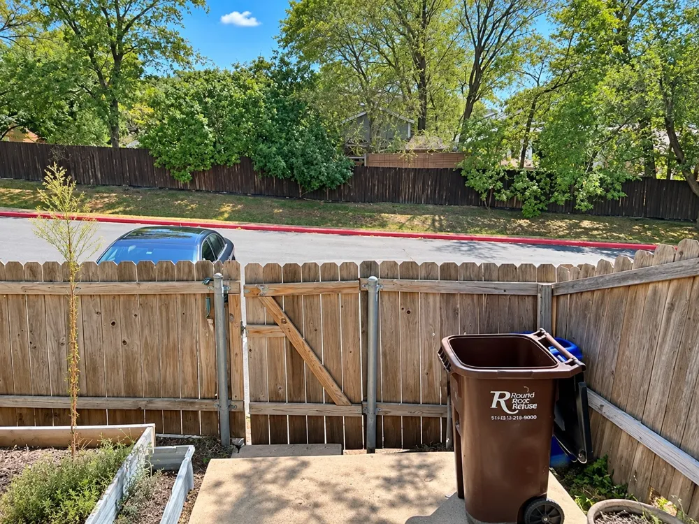 1015 E Yager Lane #129 Austin, TX 78753