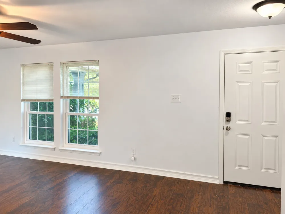1015 E Yager Lane #129 Austin, TX 78753