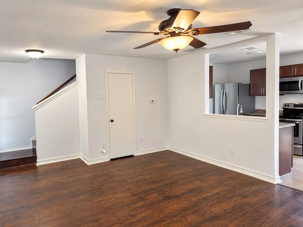 1015 E Yager Lane #129 Austin, TX 78753