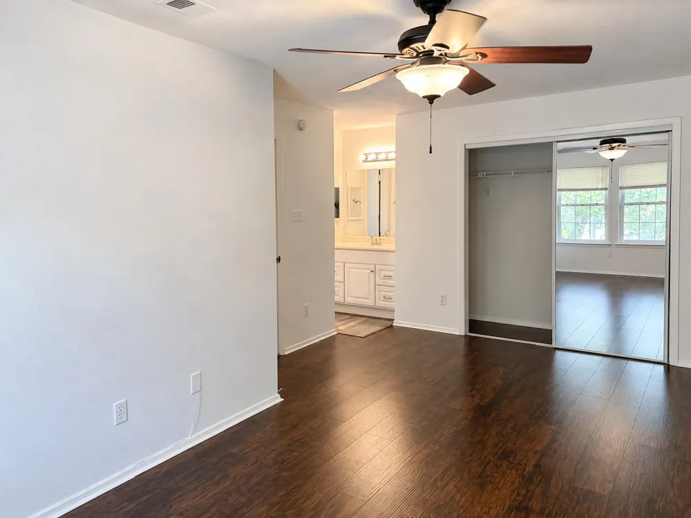 1015 E Yager Lane #129 Austin, TX 78753