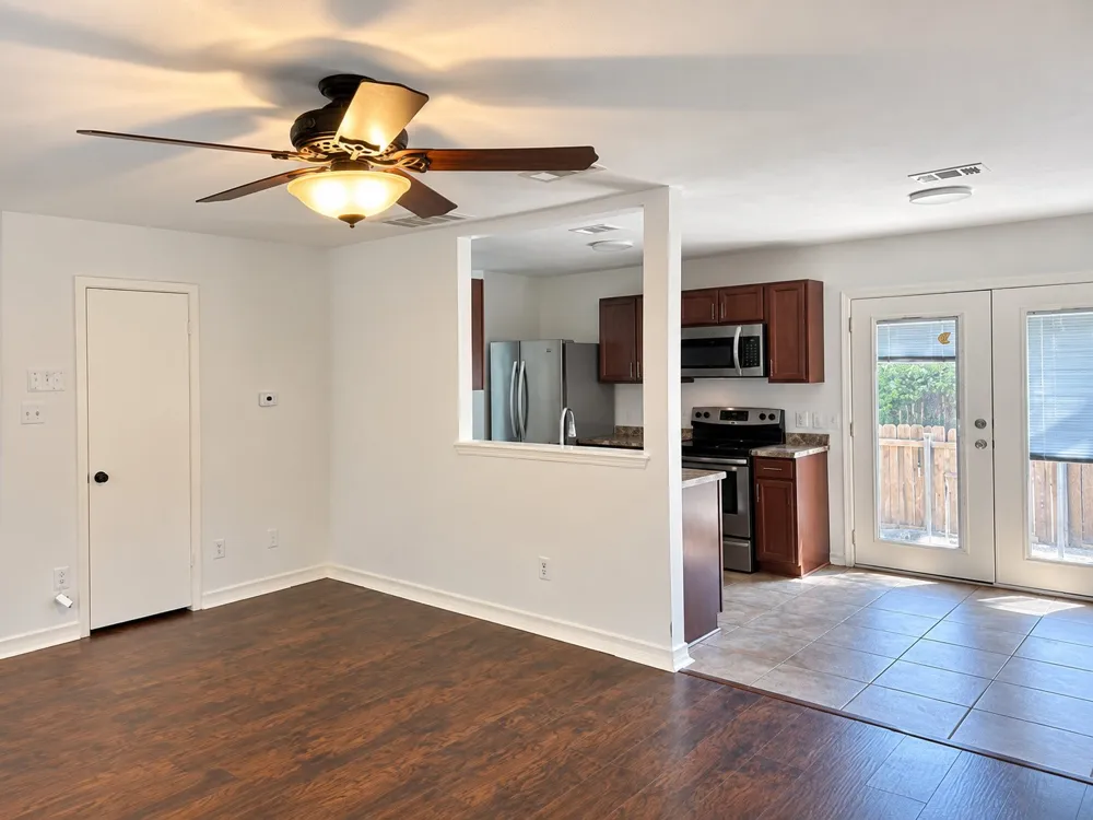 1015 E Yager Lane #129 Austin, TX 78753