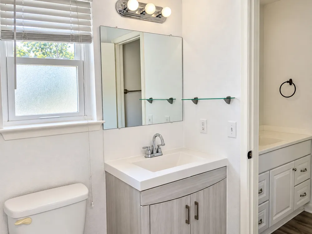 1015 E Yager Lane #129 Austin, TX 78753
