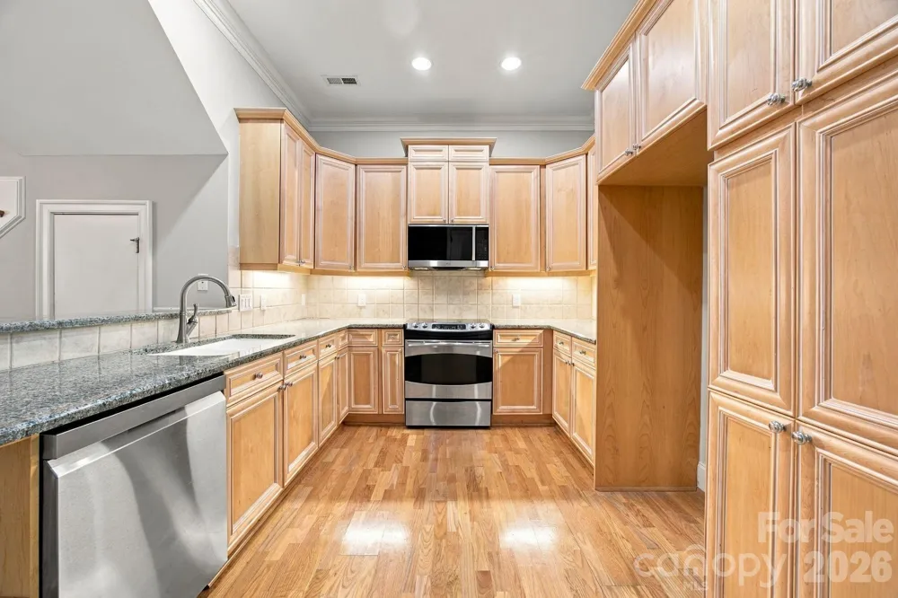 3504 Winslow Green Drive Charlotte, NC 28210
