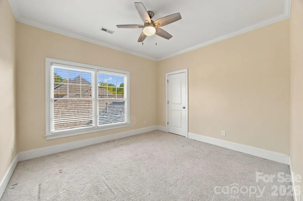 3504 Winslow Green Drive Charlotte, NC 28210