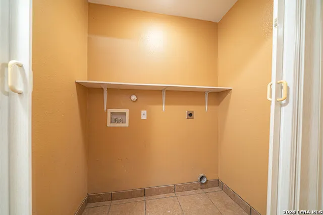 10116 FM-1346 Adkins, TX 78101