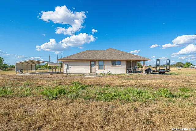 10116 FM-1346 Adkins, TX 78101