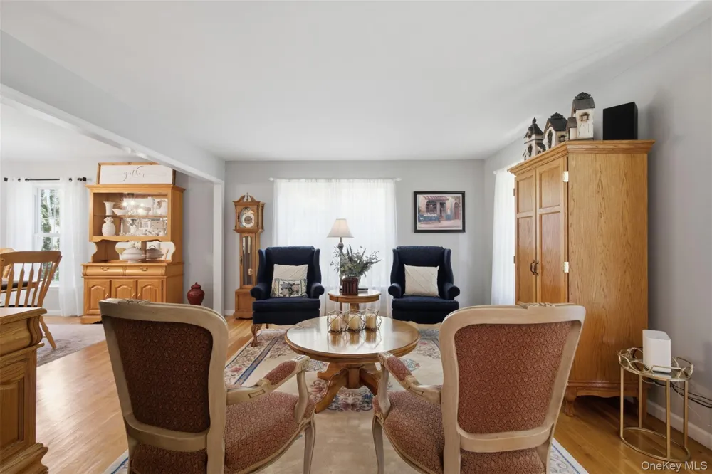 49 Millstream Court Pawling, NY 12564