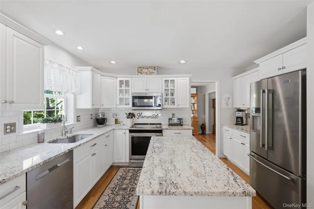 49 Millstream Court Pawling, NY 12564