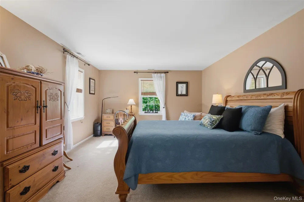 49 Millstream Court Pawling, NY 12564