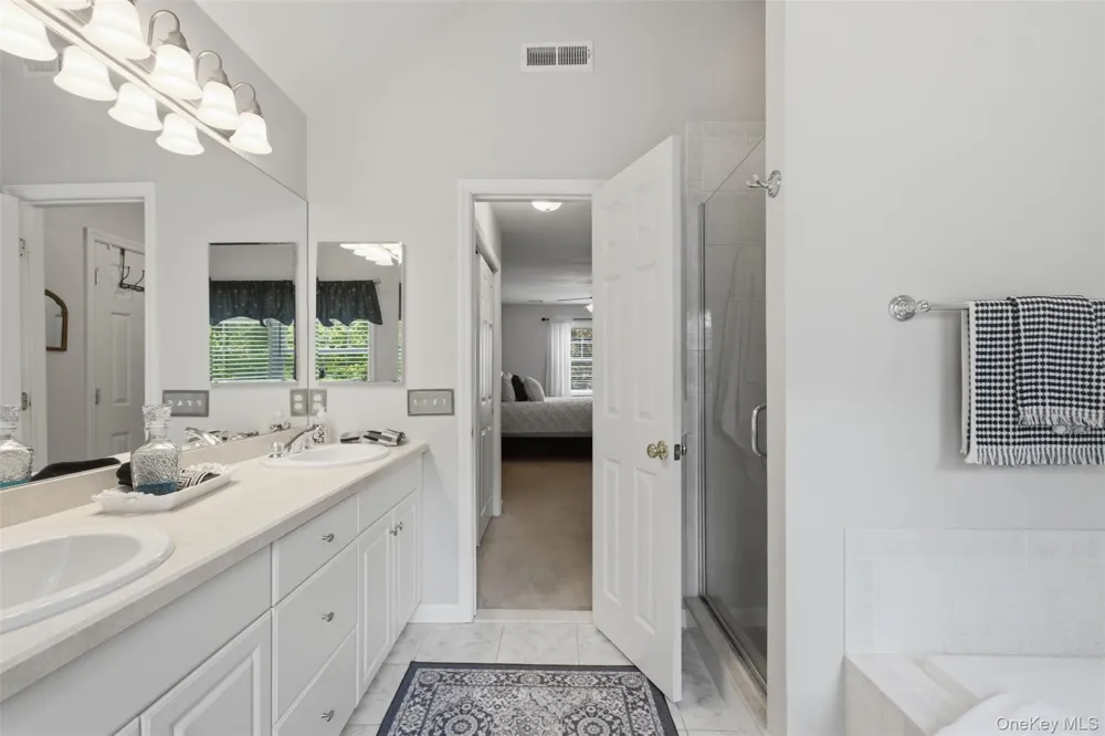 49 Millstream Court Pawling, NY 12564
