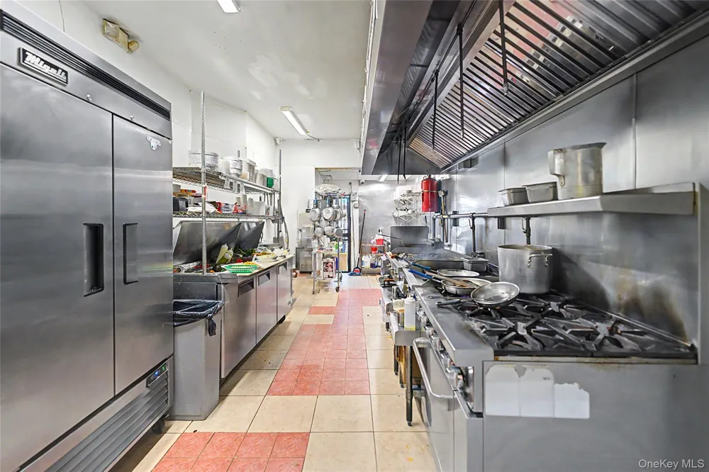 131-07 Liberty Avenue Richmond Hill, NY 11419