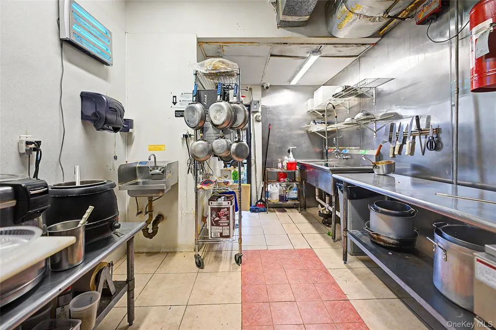 131-07 Liberty Avenue Richmond Hill, NY 11419