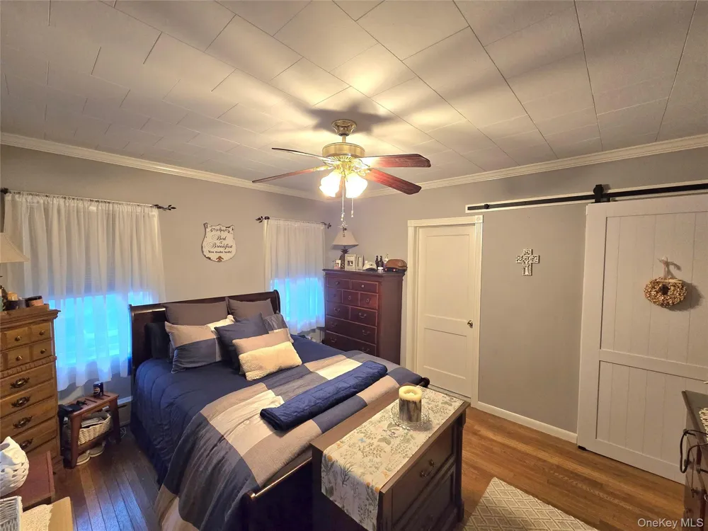 96 Trafalgar Drive Shirley, NY 11967