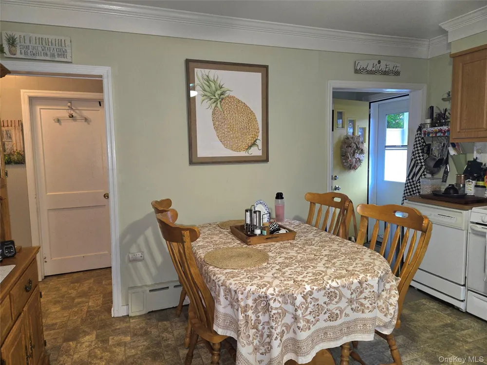96 Trafalgar Drive Shirley, NY 11967