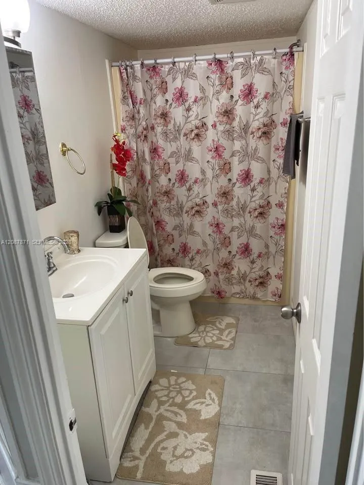 Address Not Shown Homestead, FL 33033