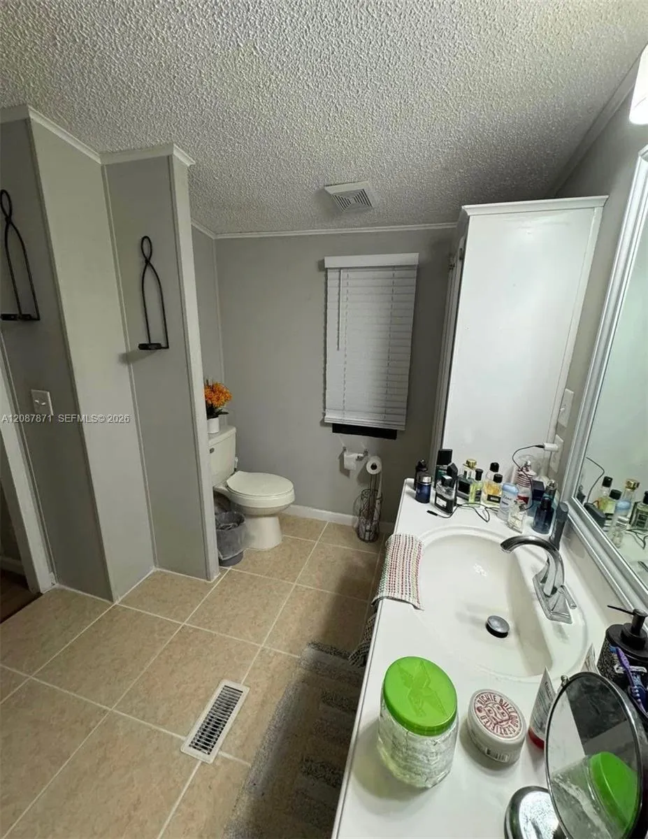 Address Not Shown Homestead, FL 33033