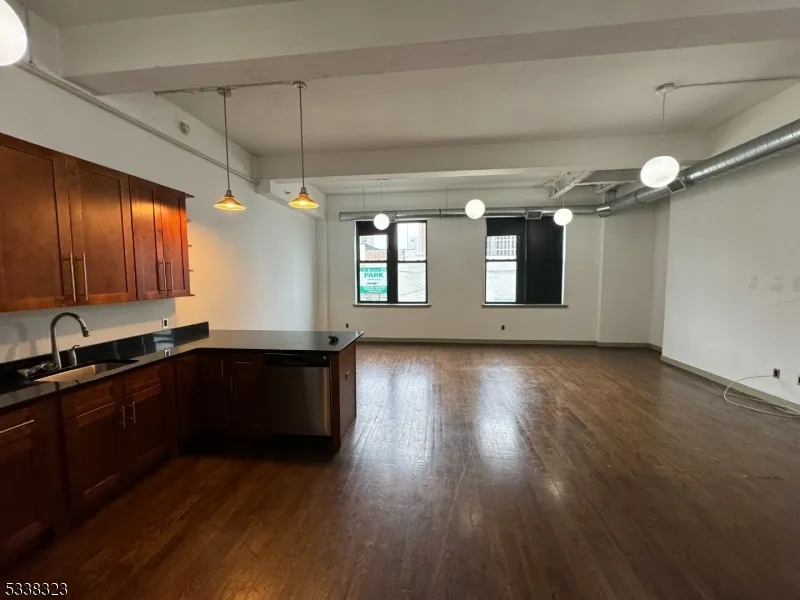 1004 Mayor Gibson #310 Unit 310 Newark City, NJ 07102