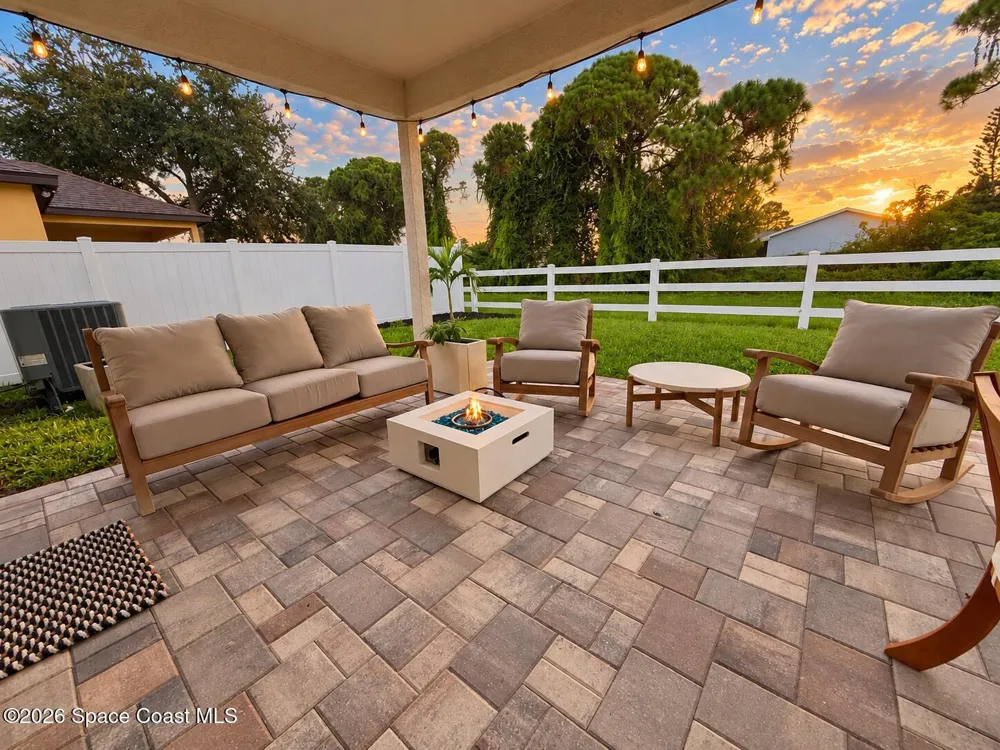 4140 Millicent Circle Melbourne, FL 32901
