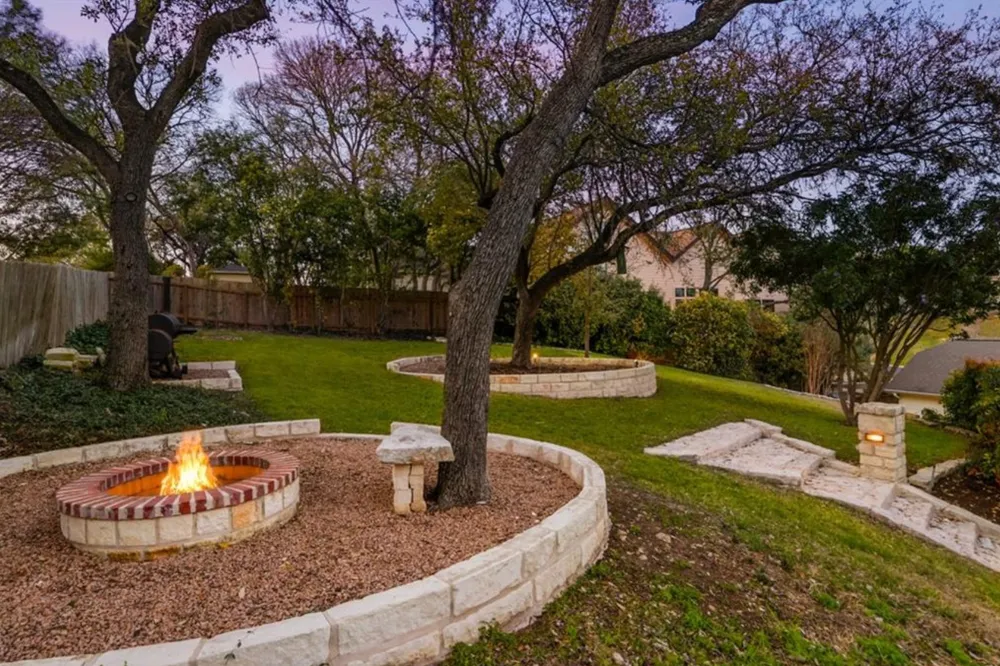 1702 Crested Butte Drive Austin, TX 78746