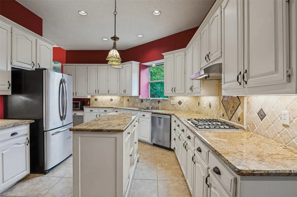 252 Plantation Drive Coppell, TX 75019
