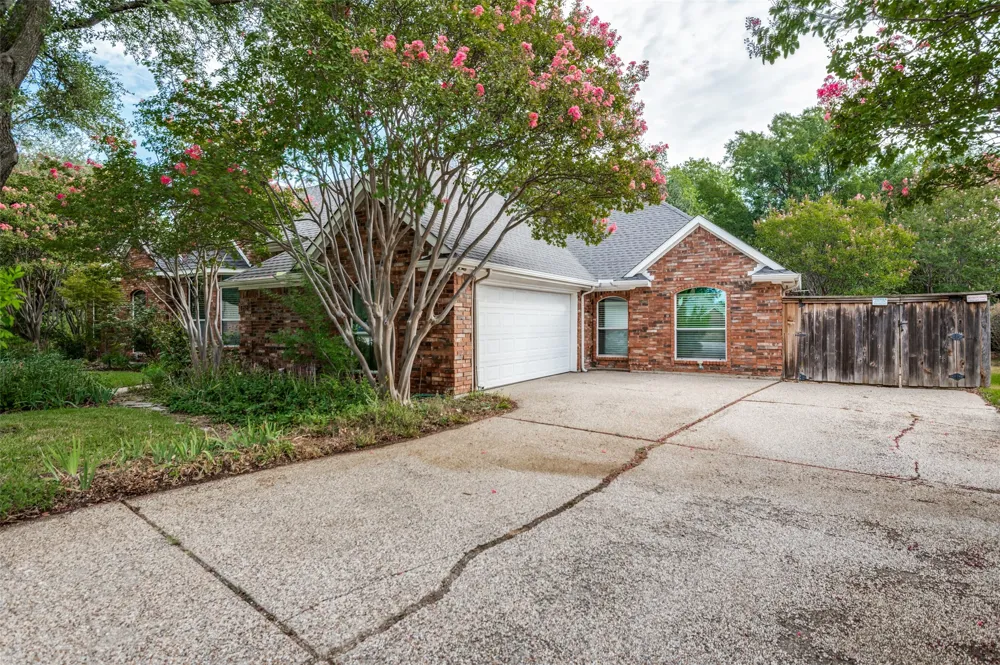 252 Plantation Drive Coppell, TX 75019