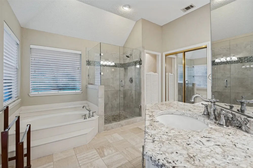 252 Plantation Drive Coppell, TX 75019