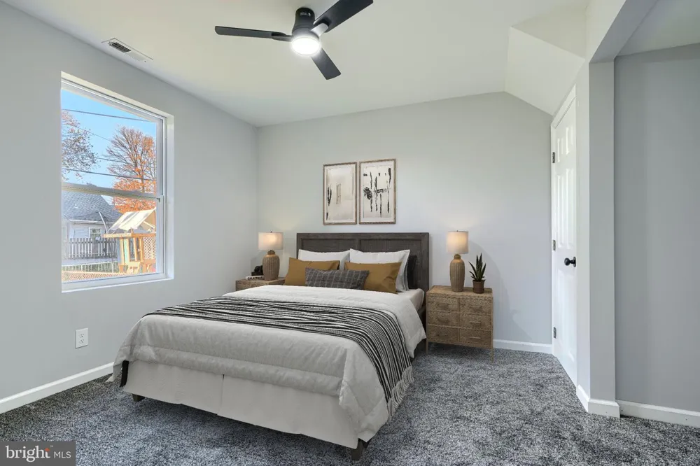 9 AVENAL ROAD Essex, MD 21221